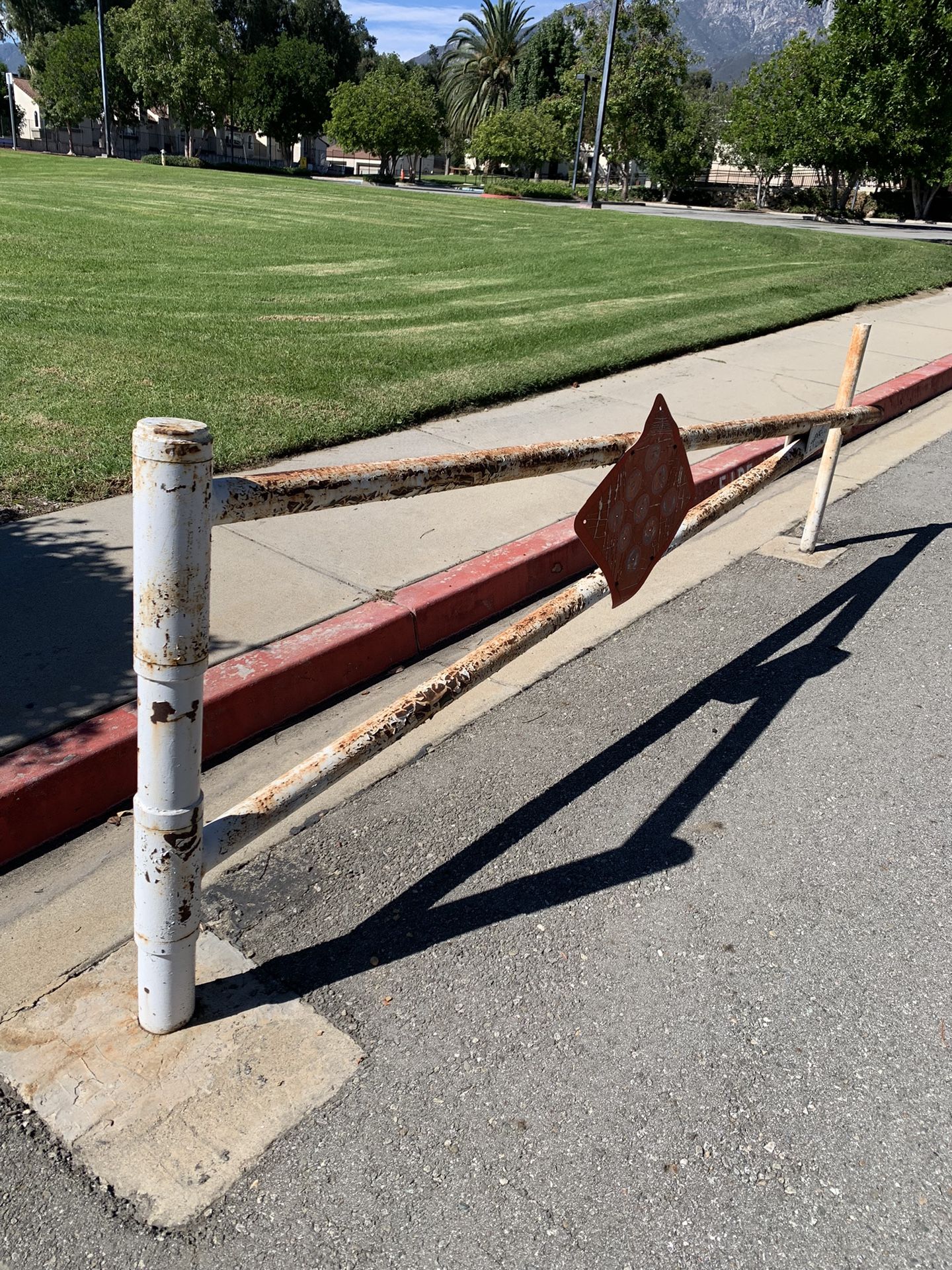 Barrier Pipe Gate 23’ Total 