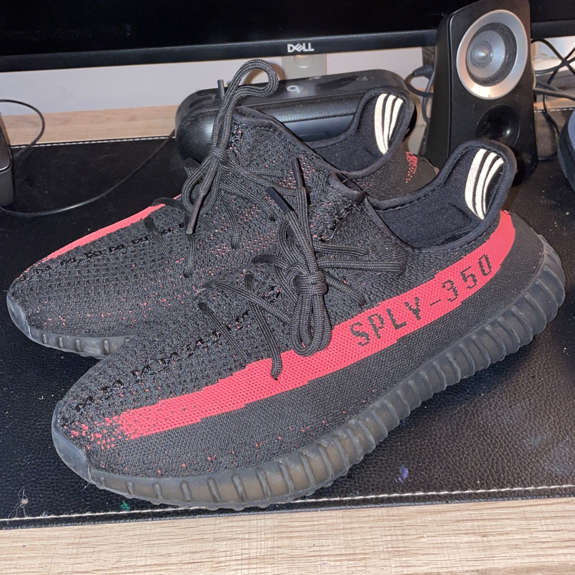 Adidas Yeezy Boost 350 V2 “Core Black Red” Size 11 for in Miami, FL - OfferUp