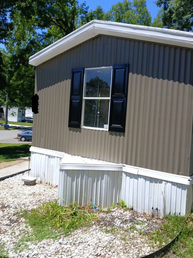 Mobile Home For Sale in Greensboro