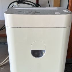 Paper And Card Shredder 