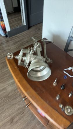 Antiguo molino de grano $15