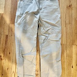 Light beige size 6 petite Gloria Vanderbilt jeans 