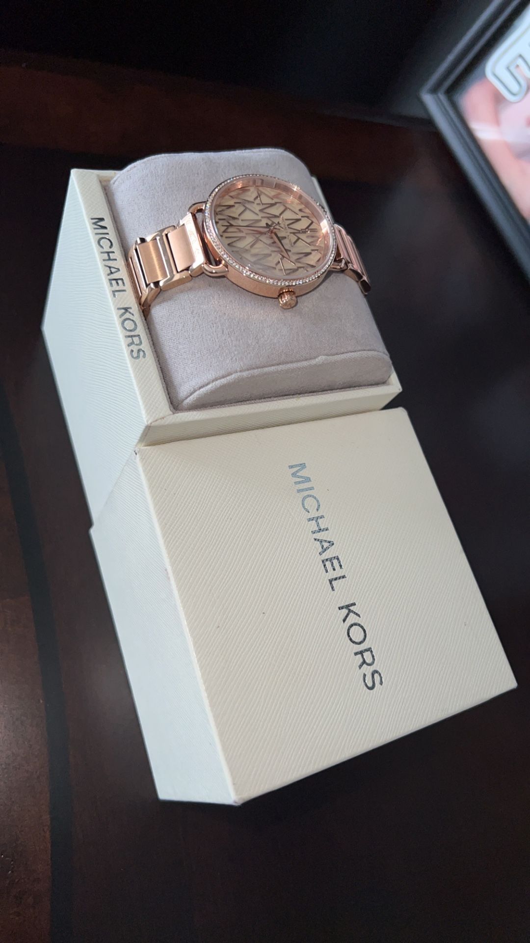 Mk Watch