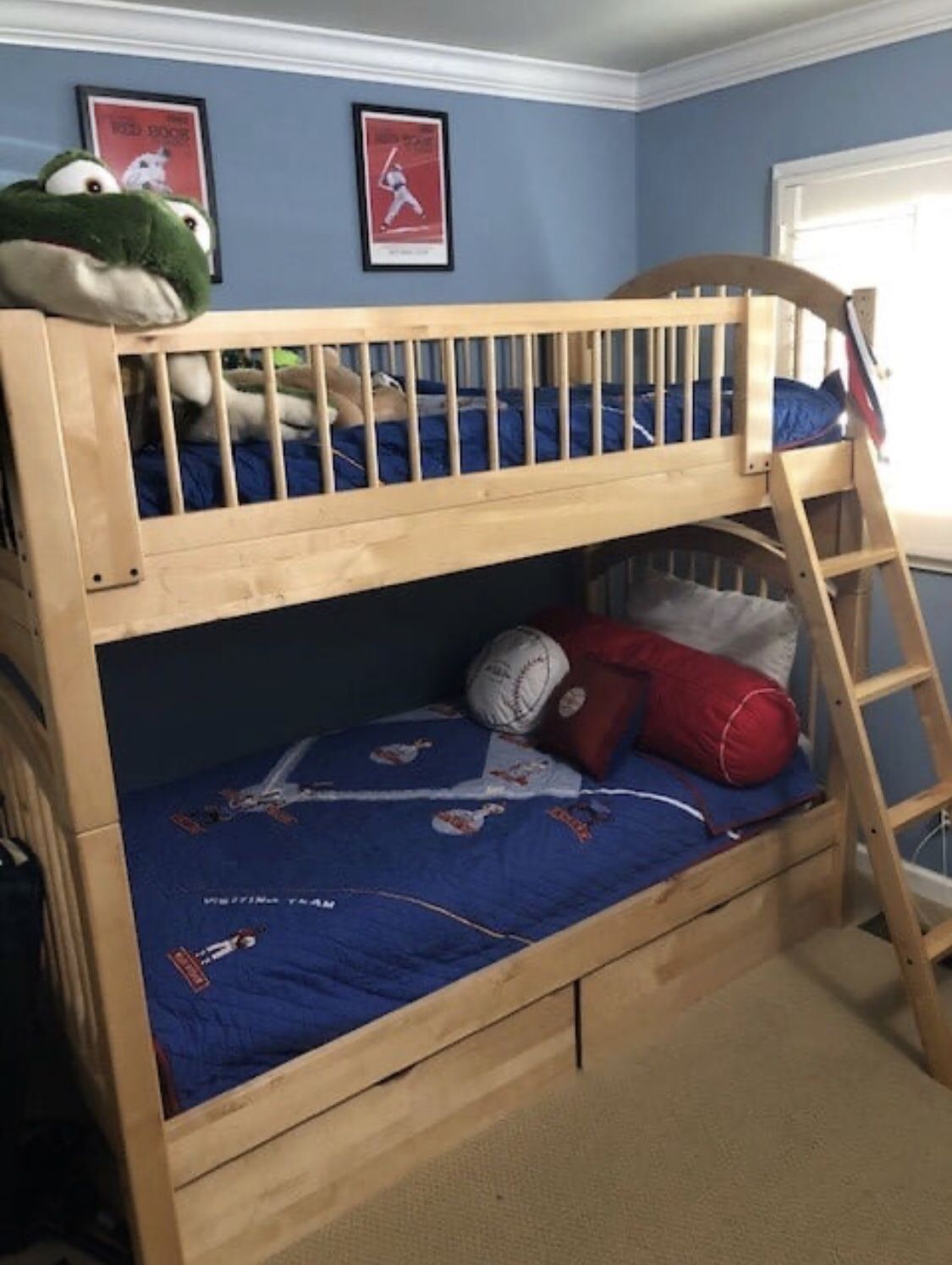 Bunk bed - twin over twin