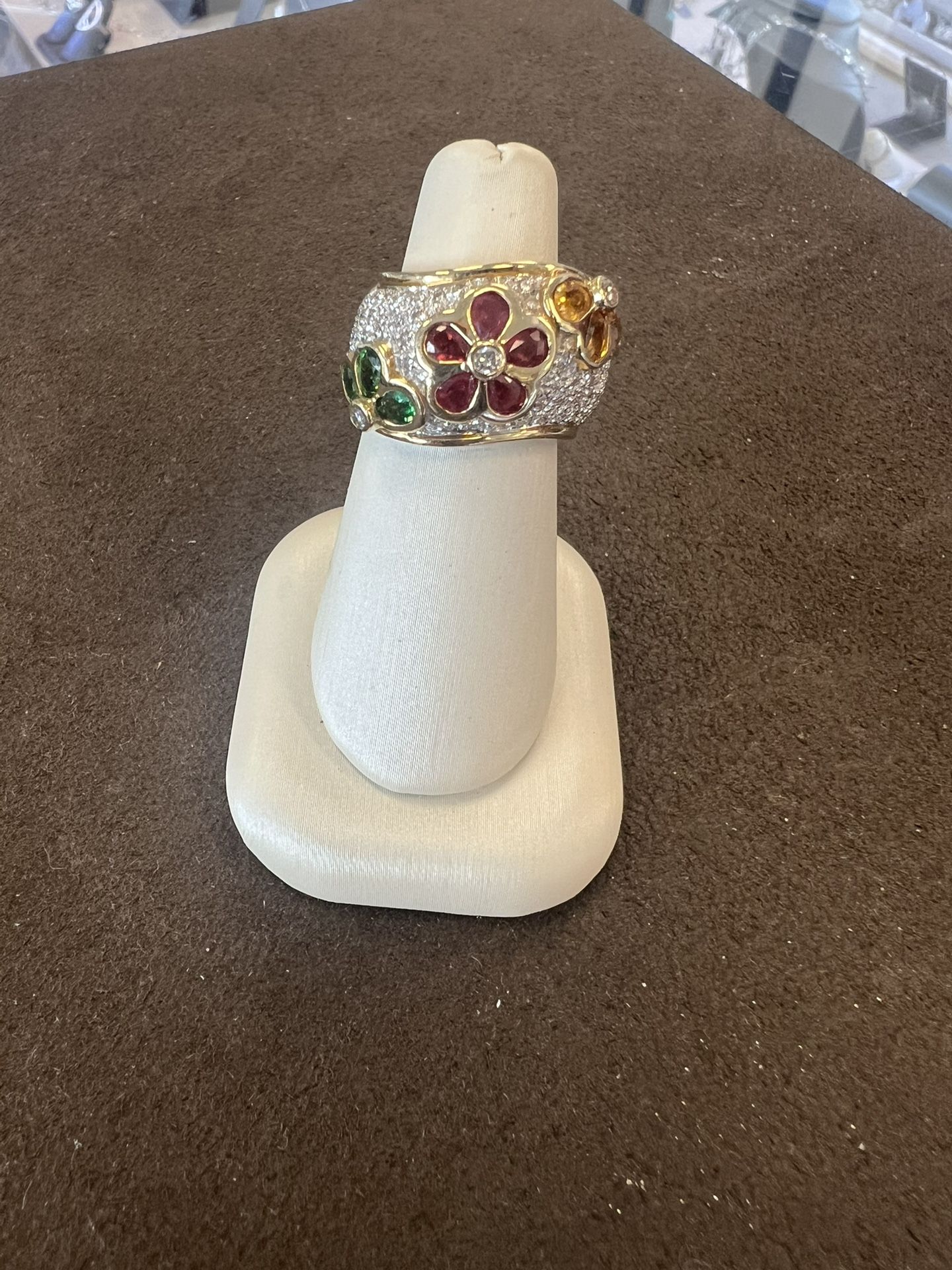 Ladies ring 18 karat gold with diamonds, rubies, citrine and emeralds size 5 3/4 designer ring with appraisal