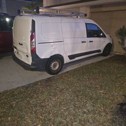 2017 Ford Transit connect