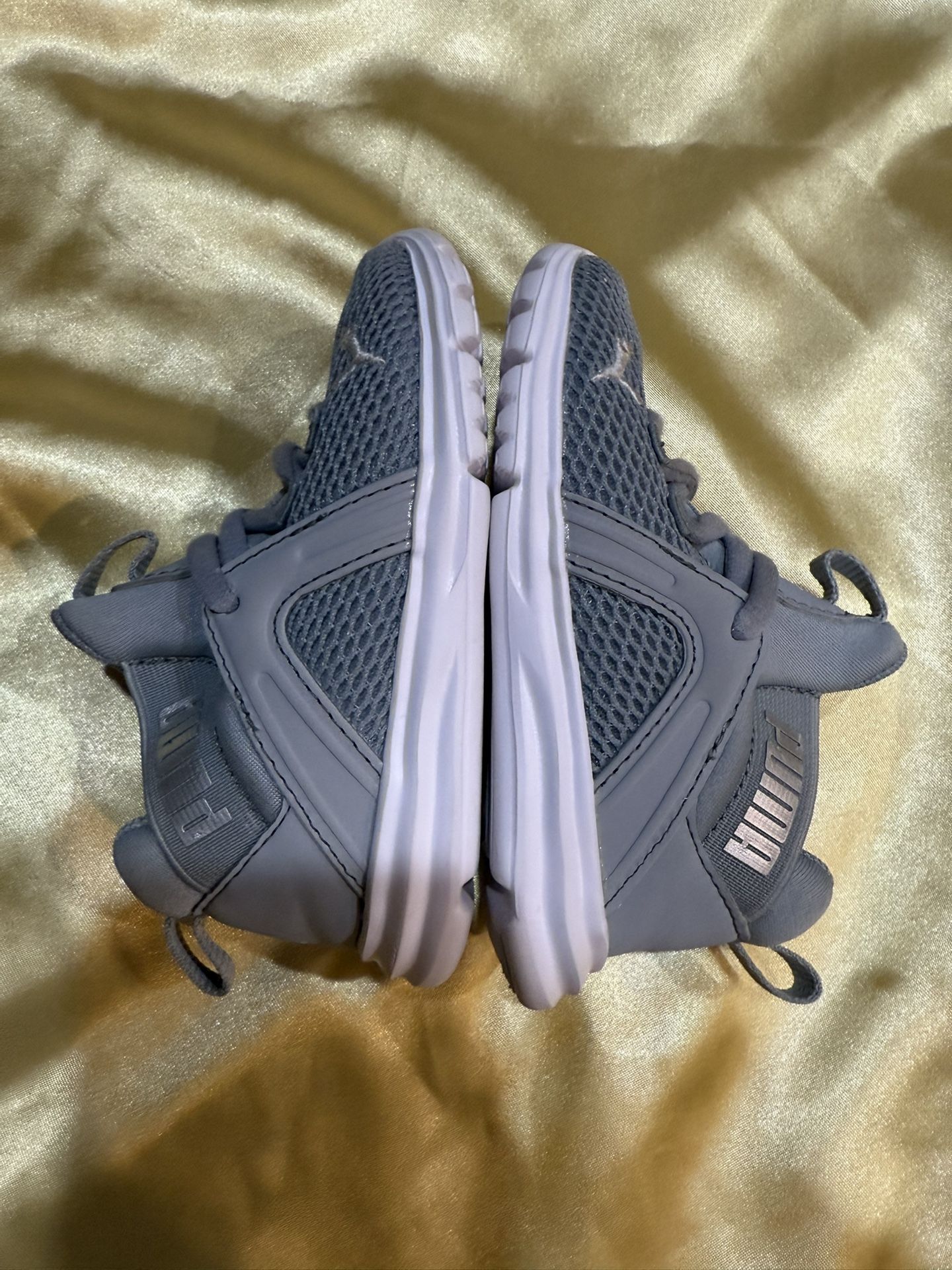 Toddler Puma Shoes Size 6c