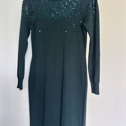 New Women’s Dress Size S. Will Fit Size S and M. Design By Nina Leonard. Emerald Green Color. 87% Rayon. Gorgeous Dress For Any Occasion.