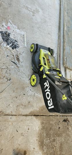 Battery operated electric Lawnmower