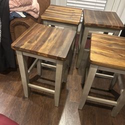 4 Short Bar Stool 45.00