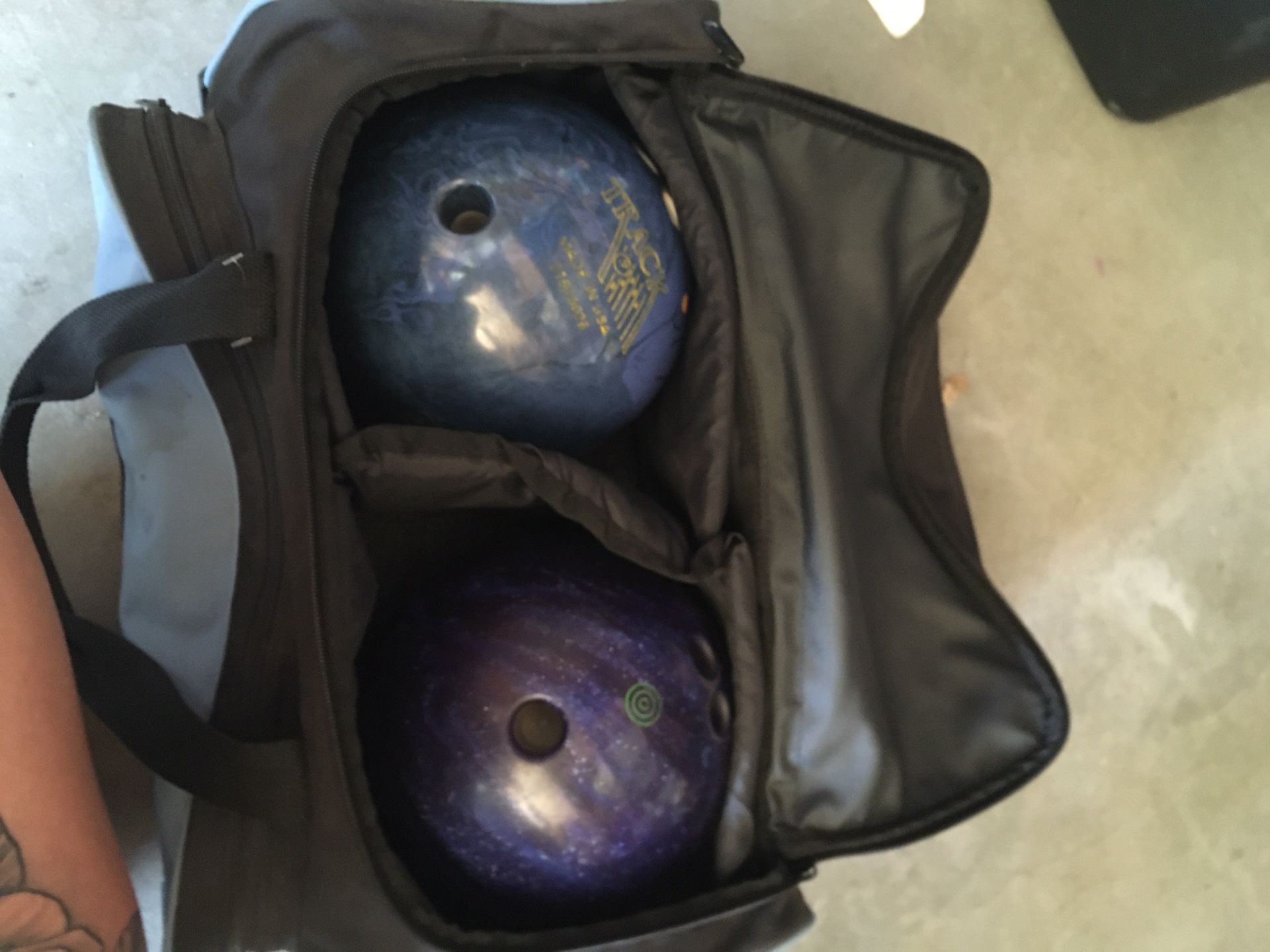 Bowling Balls And Bag