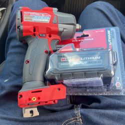 1/2 Inch Impact Wrench And Battery 