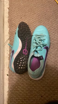 Indoor soccer turf shoes