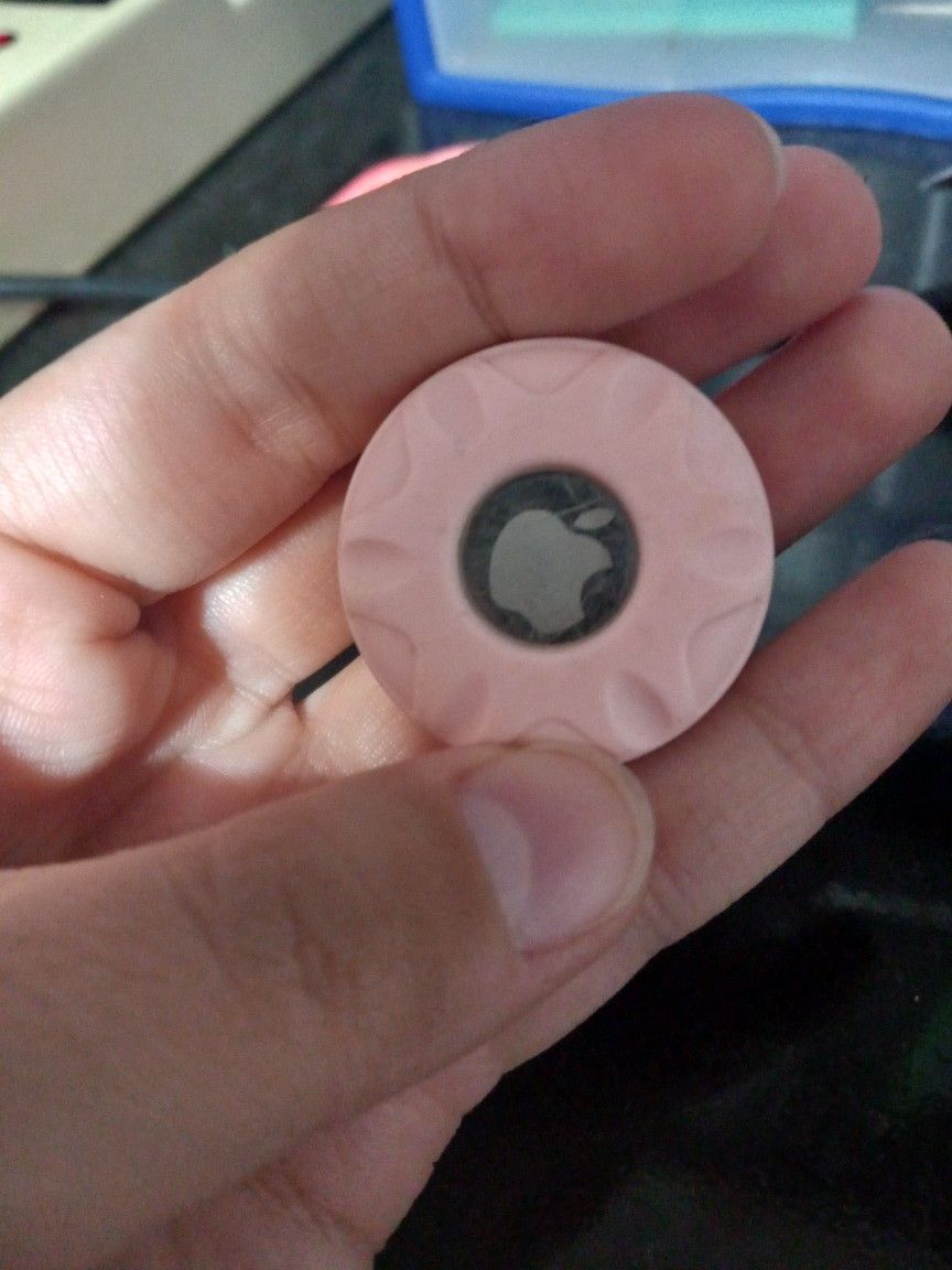 Apple airtags