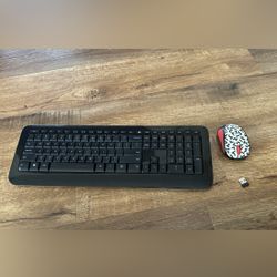 MICROSOFT WIRELESS KEYBOARD 850 & Logitech M317C Wireless Optical Mouse With Usb Dongle Zig-Zag Red PN (contact info removed)39