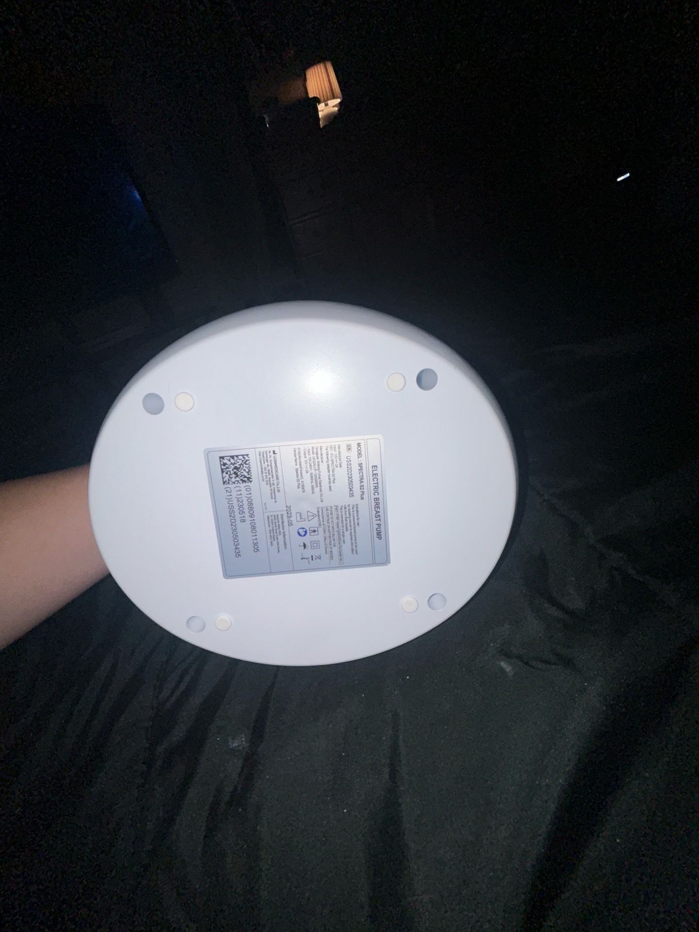 Breast pump