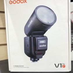 Godox V1 Pro