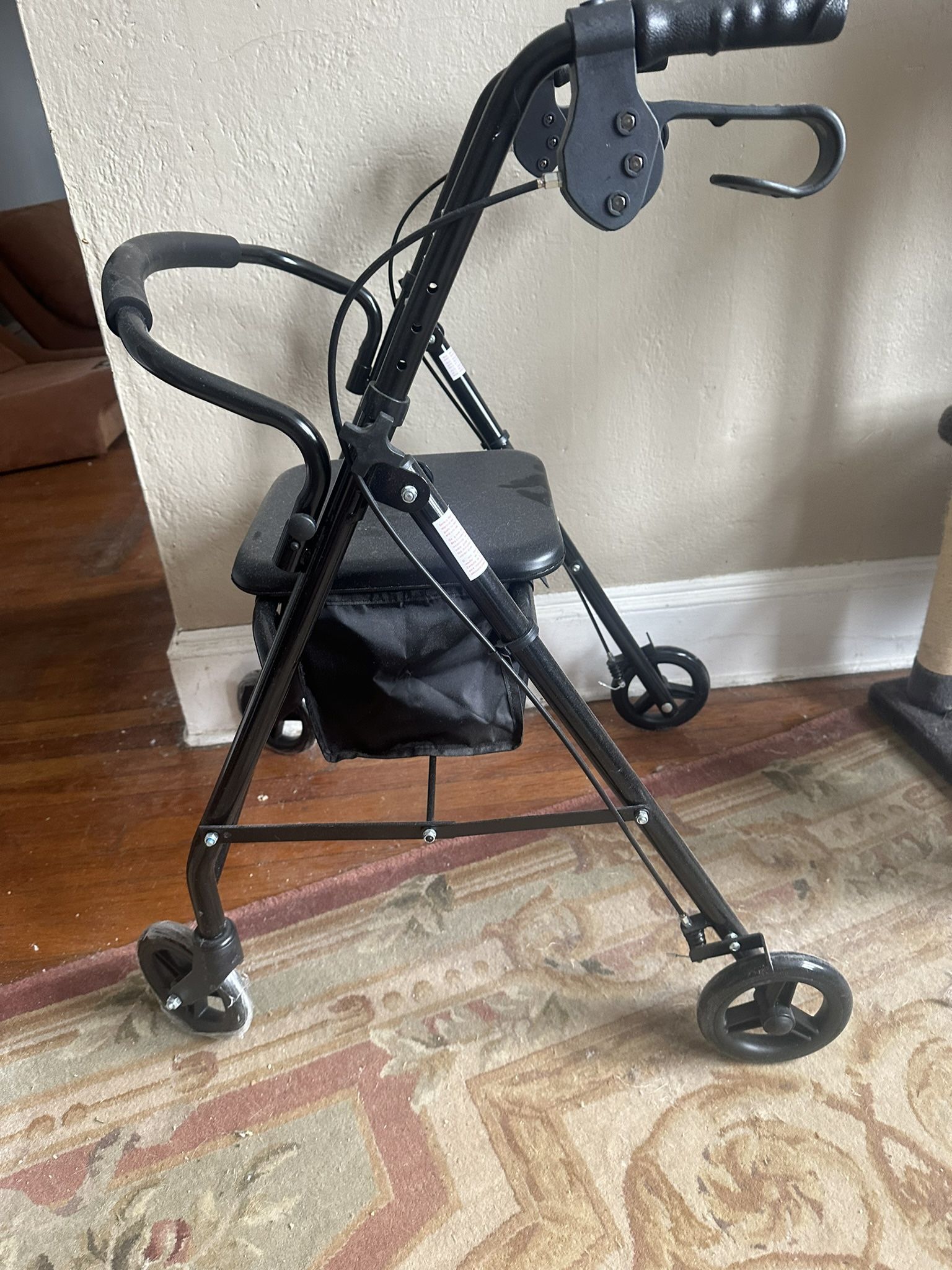 (WALKER)Walking aid