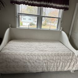 Daybed With Trundle Bed 