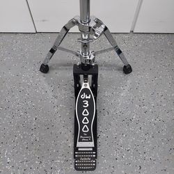 DW 3000 2-Leg Hi Hat Stand **Located In Upland**