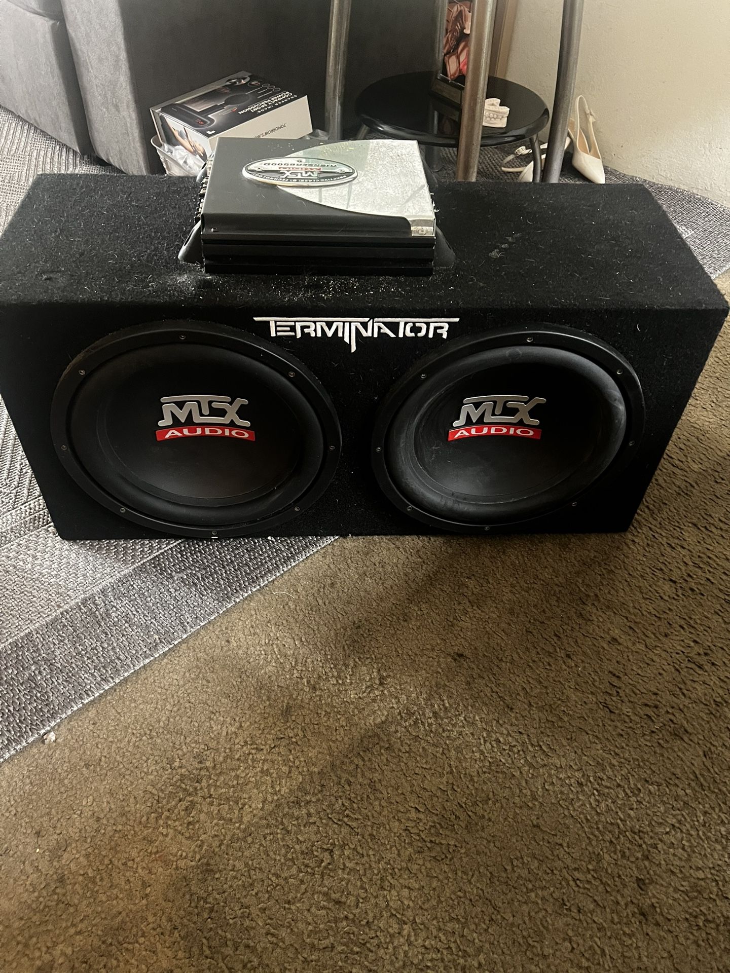 MTX Thunder 6500D car Audio And amplifier.