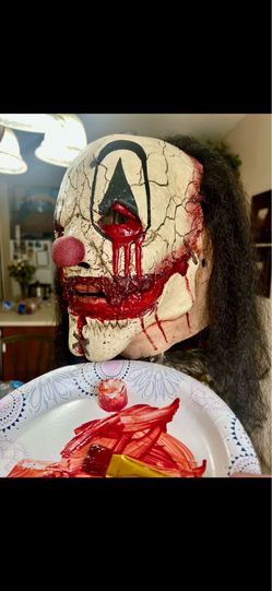Rehauld clown mask