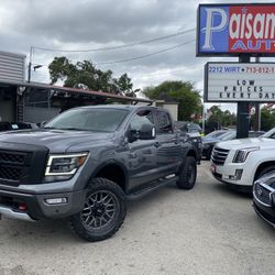 2021 Nissan Titan