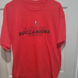 Large Tampa Bay Buccaneer's Tshirt 