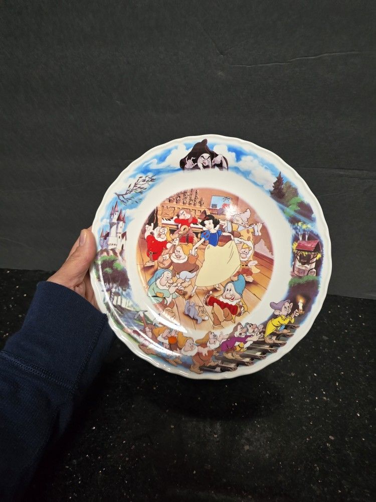 Wedgewood Disney Snow White Plate