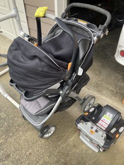 Chicco Bravo Stroller With 2 Car Seat Bases
