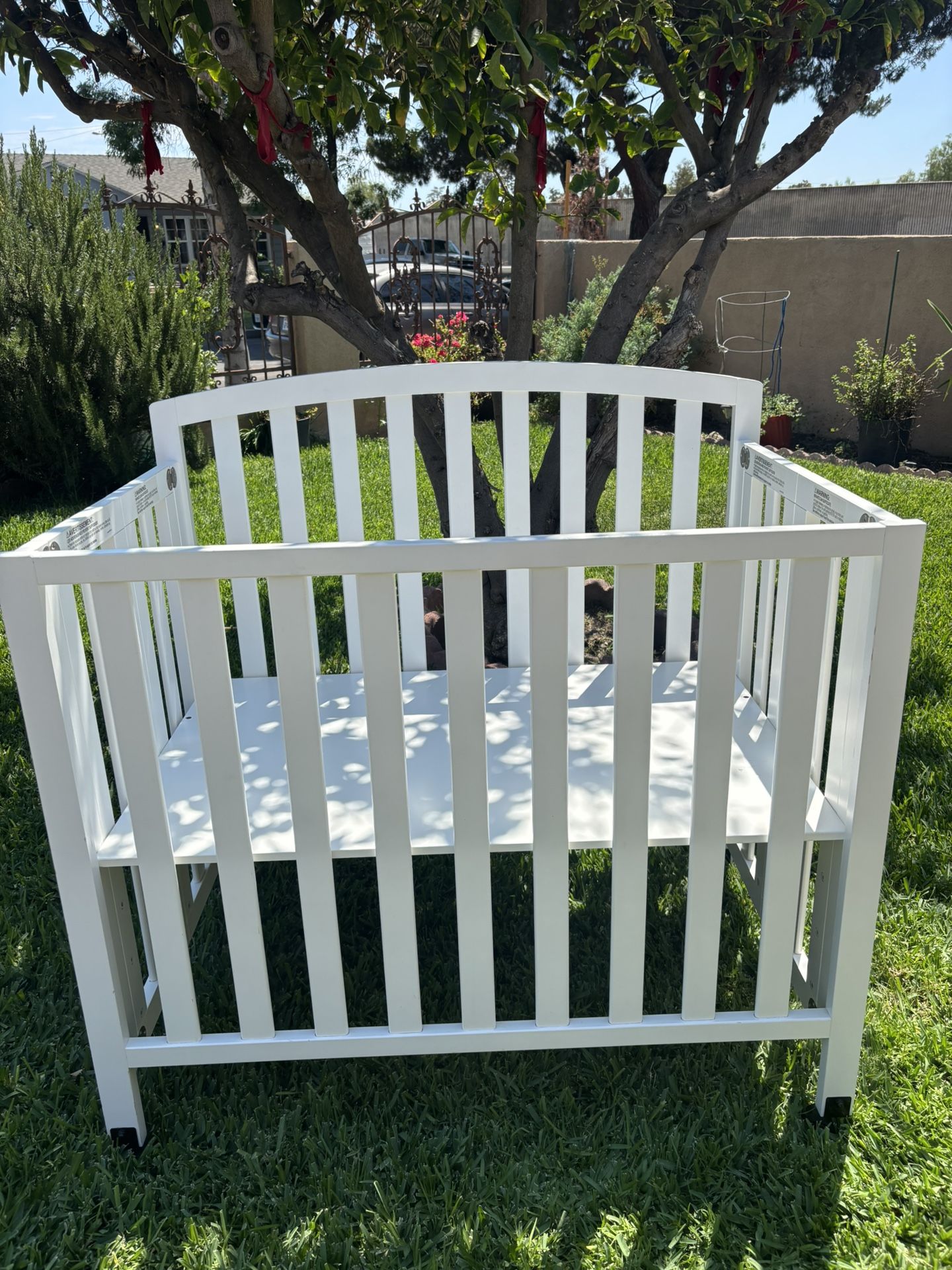 Foldable Baby crib