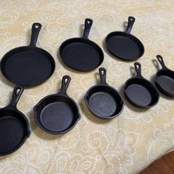 Lodge Pre-Seasoned Miniature Cast Iron Skillets 3.5" 5" Williams Sonoma