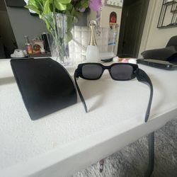 prada milano sunglasses women Black