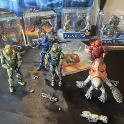 Halo 3/Reach Action Figures OPENED!
