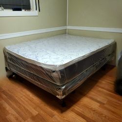 NEW QUEEN PILLOWTOP SET MATTRESS AND BOX SPRING-2PCS