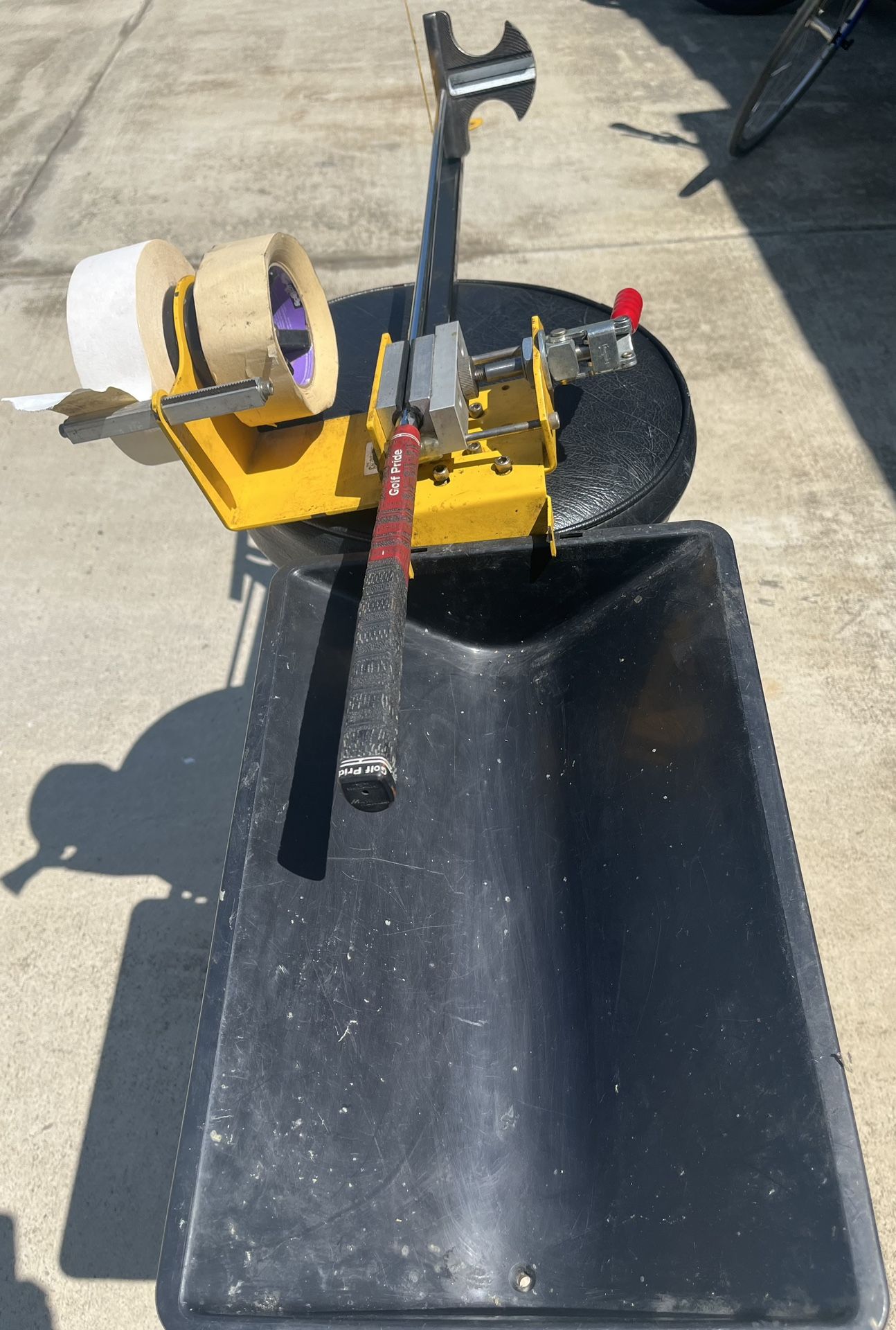 Golf Club Gripping Service