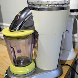 Margaritaville Blender / Ice Shaver - Perfect for  Partys!