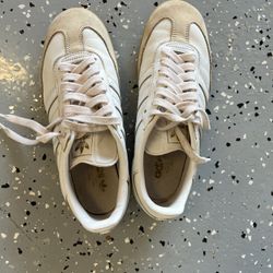 Adidas Shoes Size 8