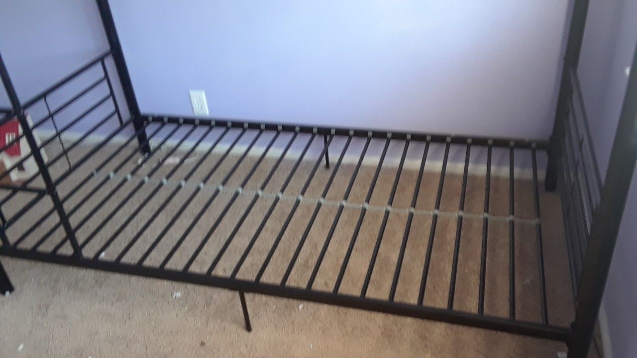 Twin Bunk Bed