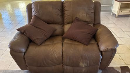 Electric reclining sofa