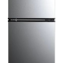 Mini Fridge W Freezer