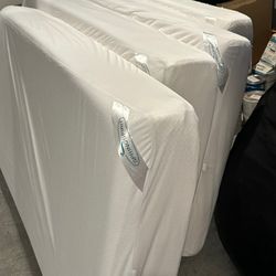 Memory Foam Mattress 10 inch Twin Size Mattress with Removable Soft Cover
