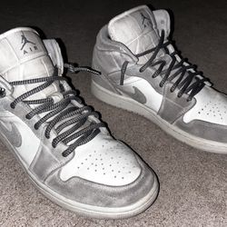 AJ1 Grey