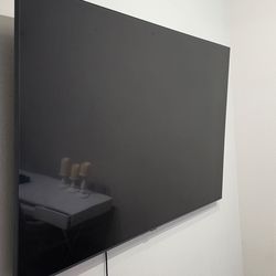 Samsung TV 75 inches