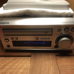 LIKE NEW OLDER MINT CONDITION ONKIO POWERFUL GREAT SOUNDING MINI STERIO SYSTEM. WORKS LIKE NEW ALMOST NEVER USED SENSE NEW. RARE FIND! 250.00