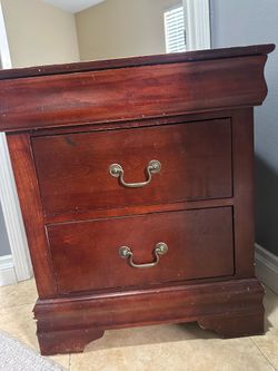 Free side table