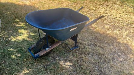 Jackson Wheel Barrow