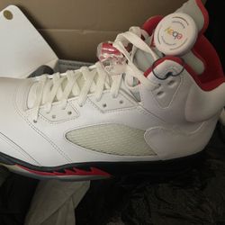 Jordan 5 Fire Red 2013$