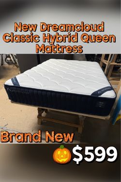 New DreamCloud Classic Hybrid Queen Mattress