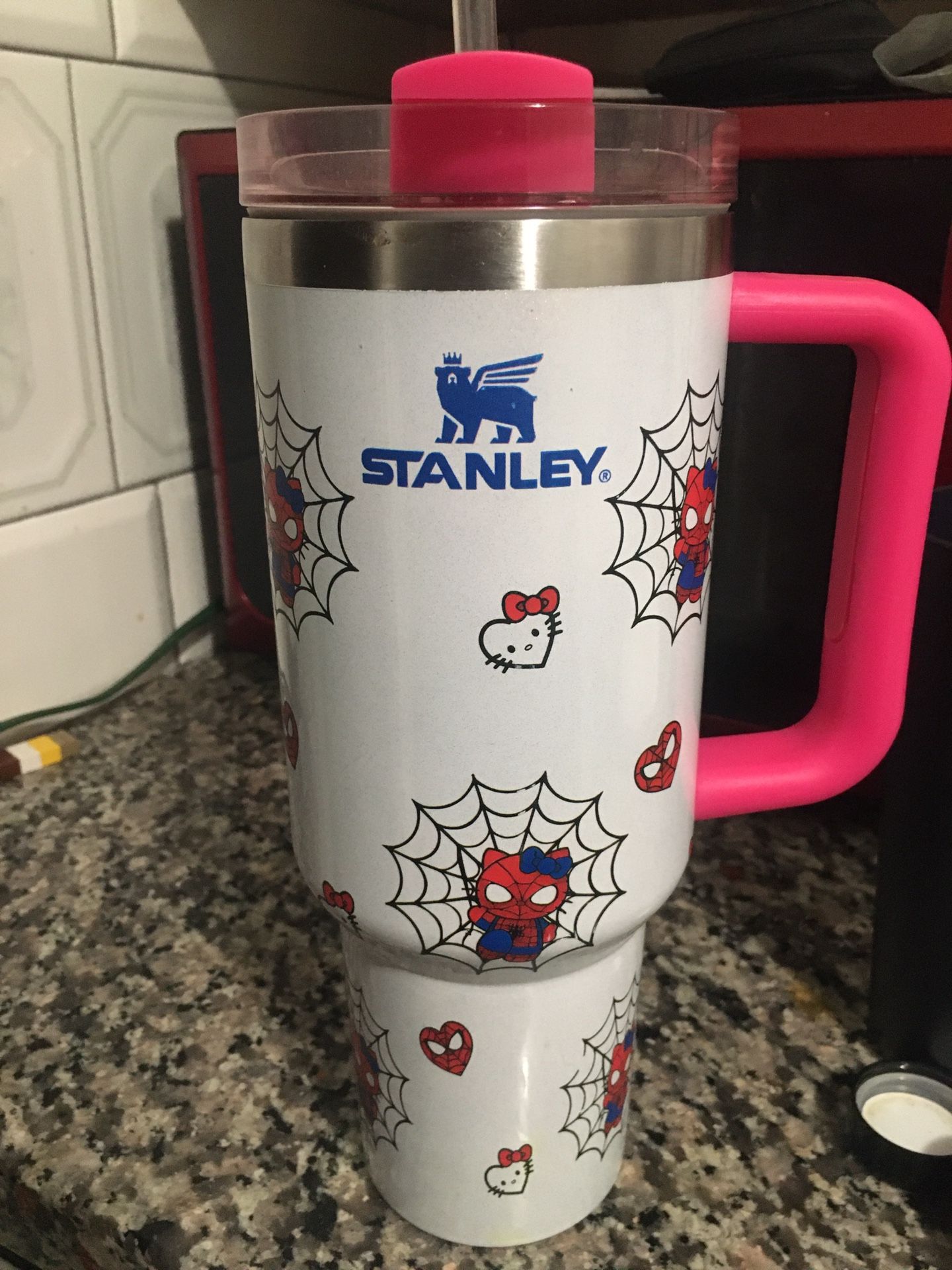 spider-man x hello kitty stanley